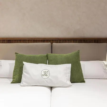 Amaranta Boutique Hotel 3*