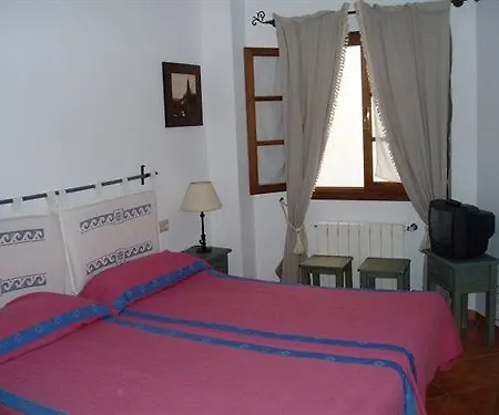 Hotel Morales *