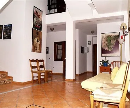 Hotel Morales *
