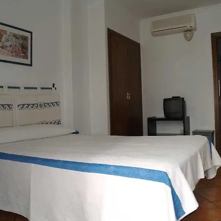 Morales Hotel